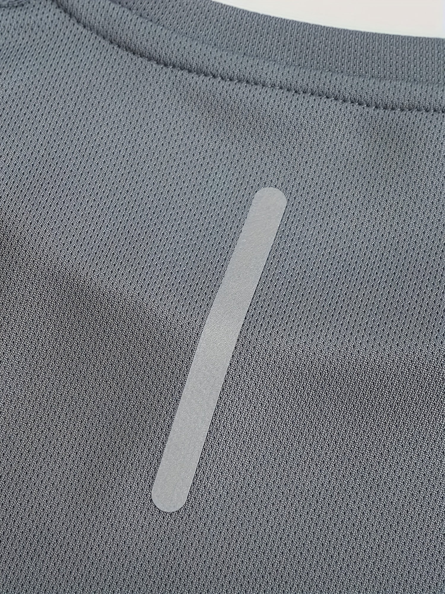 5pcs Printed Men's Quick-Dry Sports T-Shirts with Reflective Strips, Breathable and Quick-Dry Short Sleeve Crew Neck T-Shirts, Moisture-Wicking Tops for Gym, Fitness, and Running, Gym Wear, Activewear, Sporty Style, Reflectiv